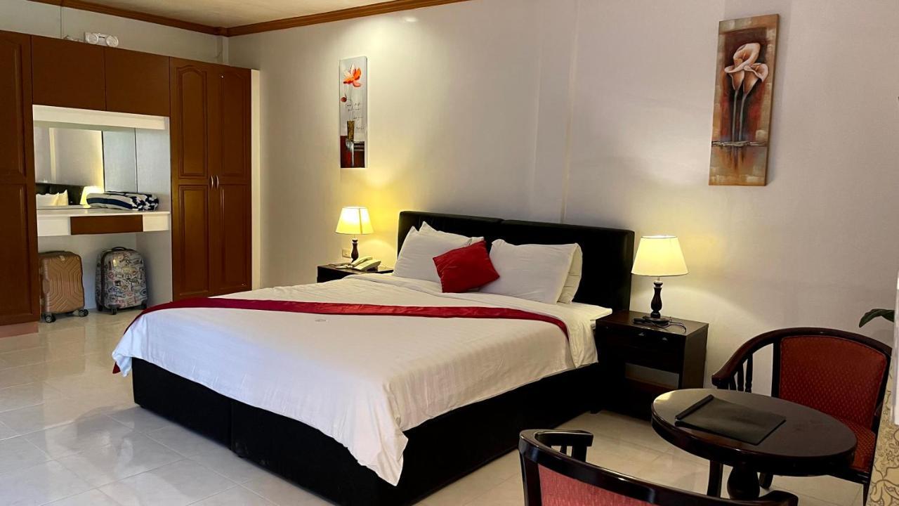 Anda White Beach Resort Экстерьер фото