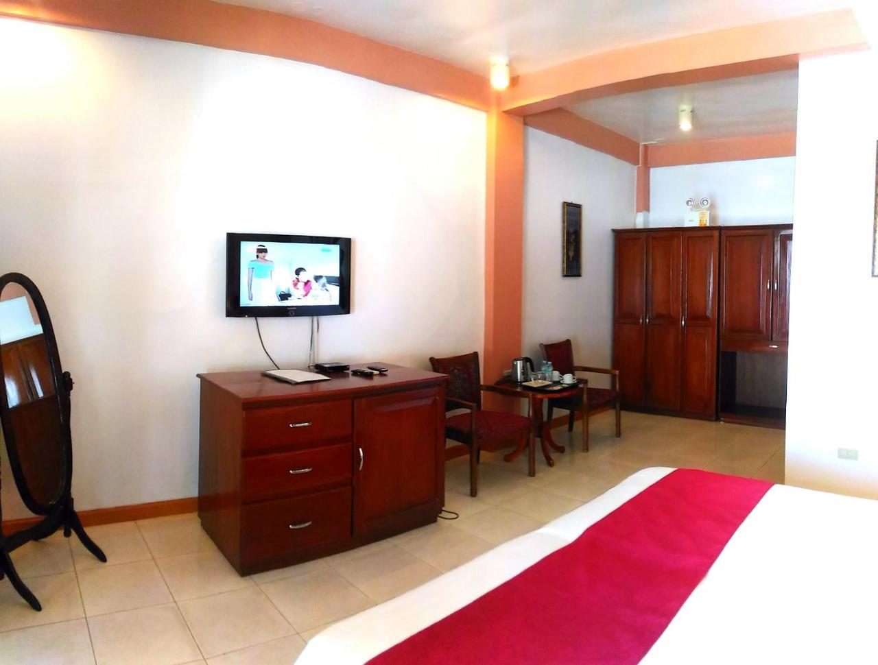Anda White Beach Resort Экстерьер фото